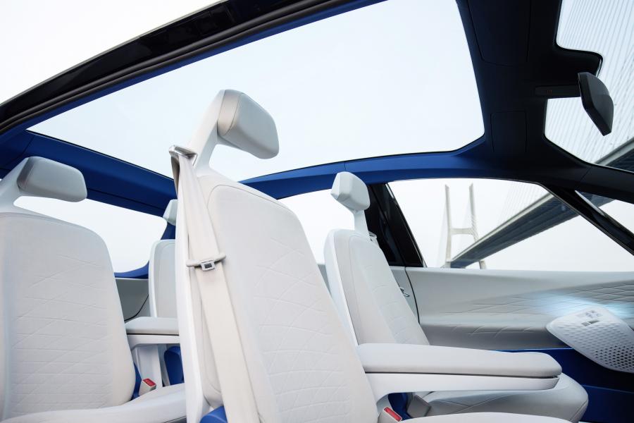 Интерьер Volkswagen I.D. Concept 2016 года  (фото 35 из 40)